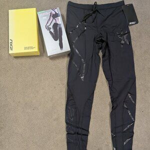 NWT 2XU Recovery Compression Tights -- Female Medium